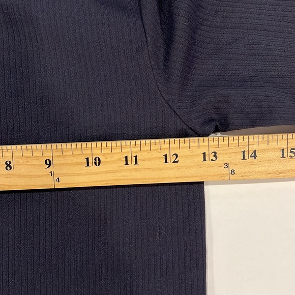 H&M move active back long sleeve crop top size small - Picture 6 of 6